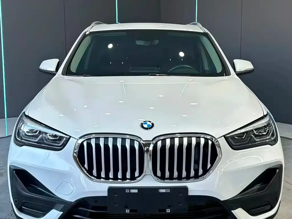 BMW X1 — фото 4