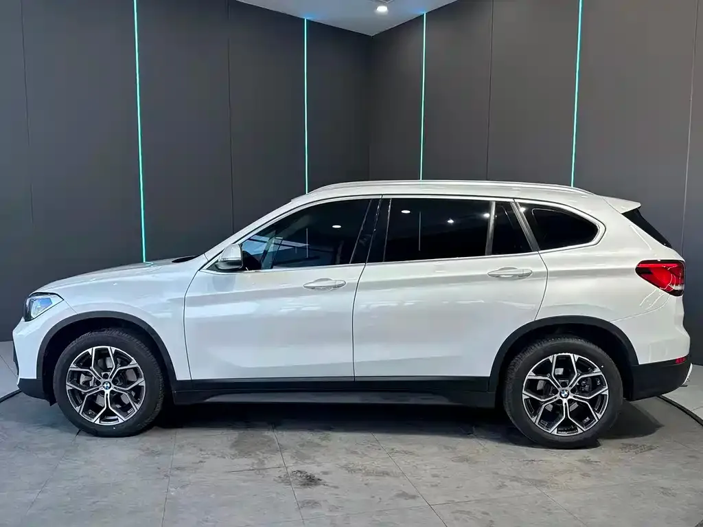 BMW X1 — фото 3