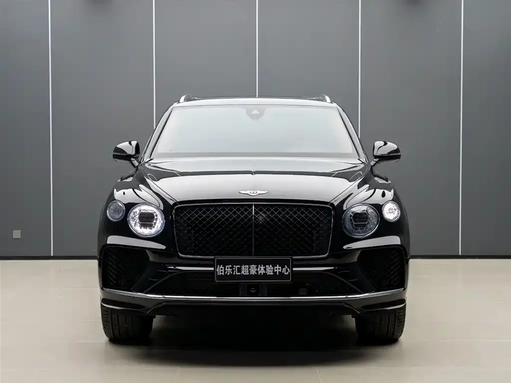 Bentley Bentayga 2024 из CN, фото 3