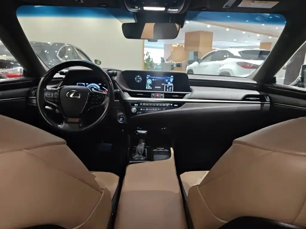 Lexus ES 2021 из CN, фото 3