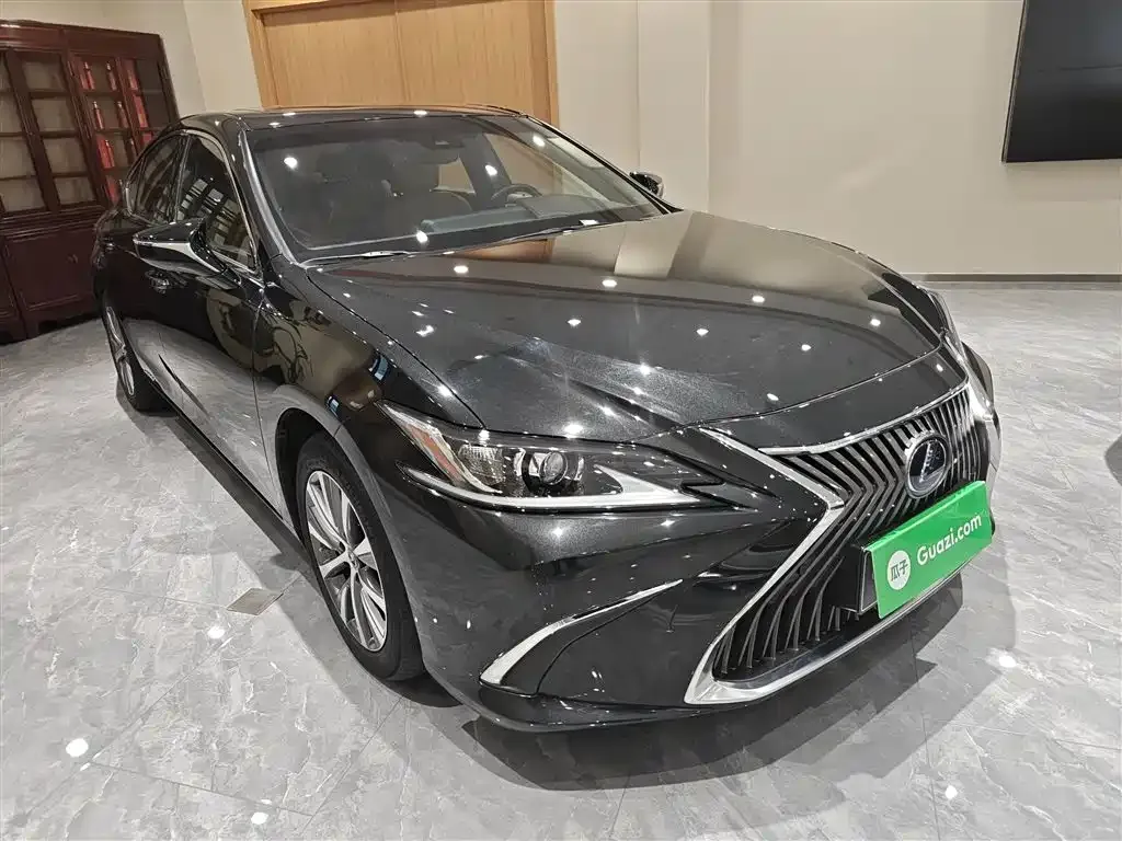 Lexus ES 2021 из CN, фото 9
