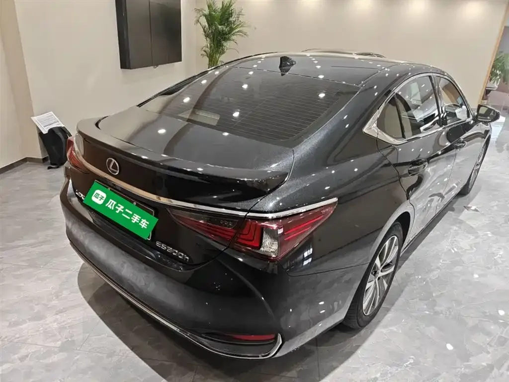 Lexus ES 2021 из CN, фото 7