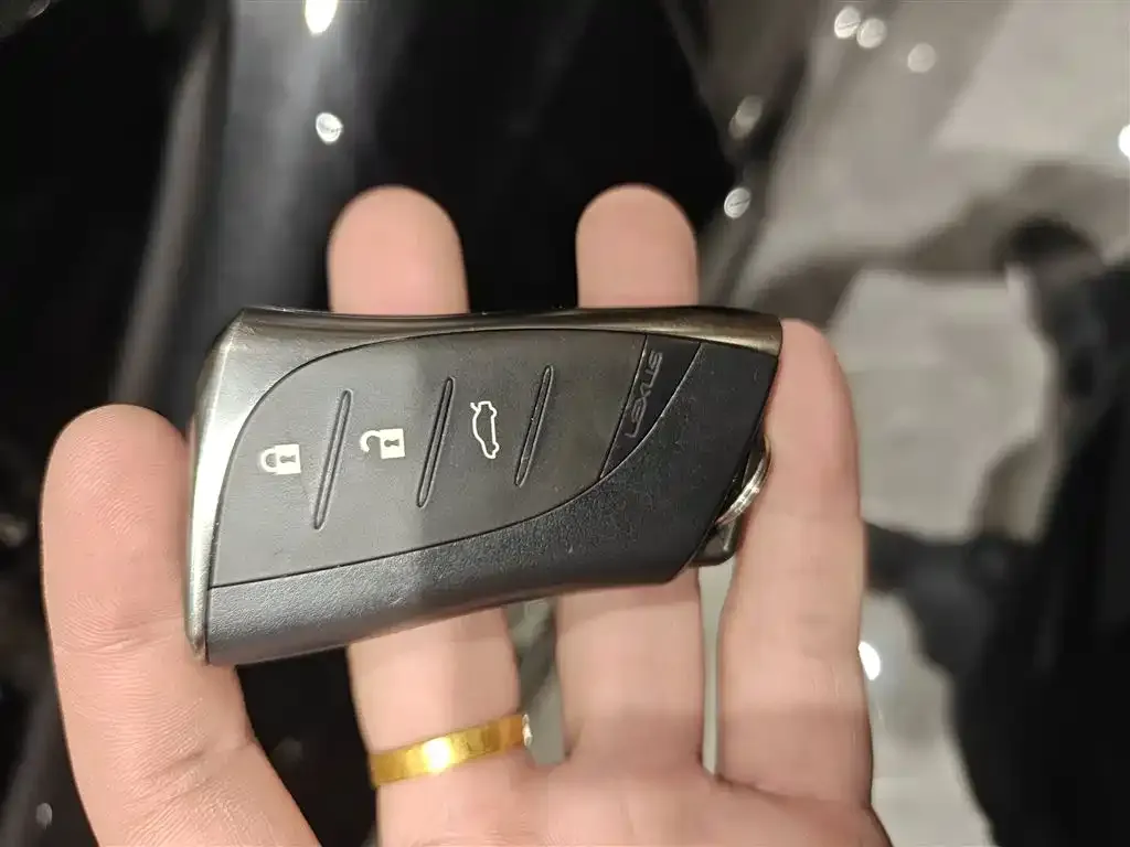 Lexus ES 2021 из CN, фото 2