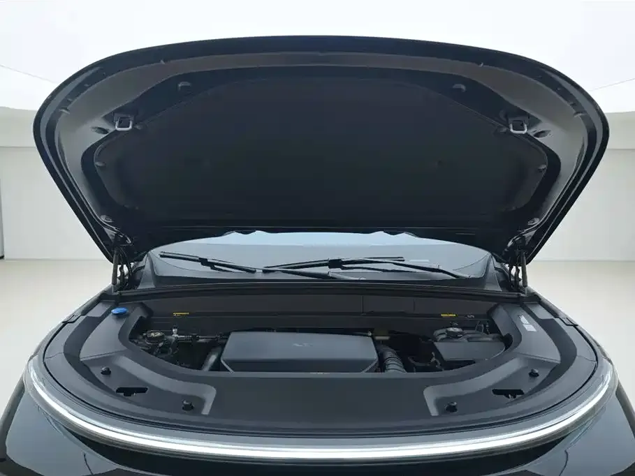 Li Auto L9 2025 из CN, фото 4