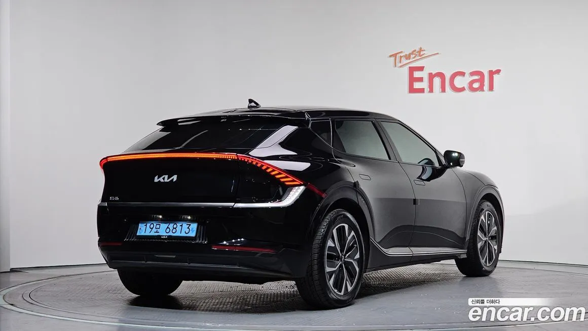 Kia EV6 2023 из KR, фото 8