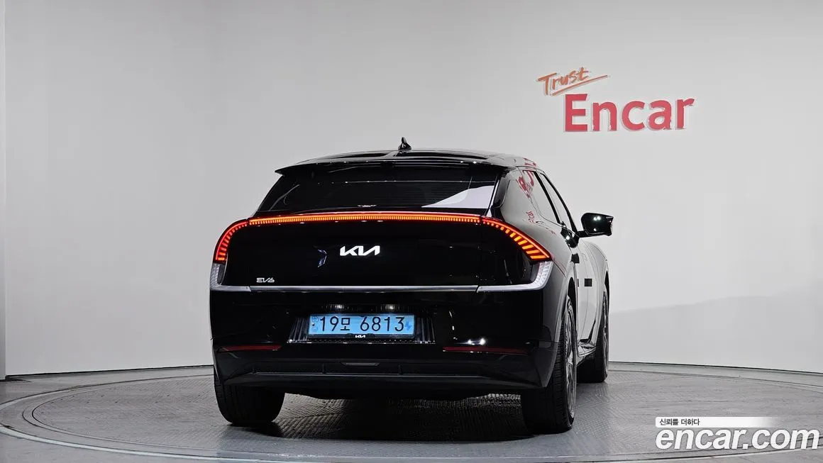 Kia EV6 2023 из KR, фото 4