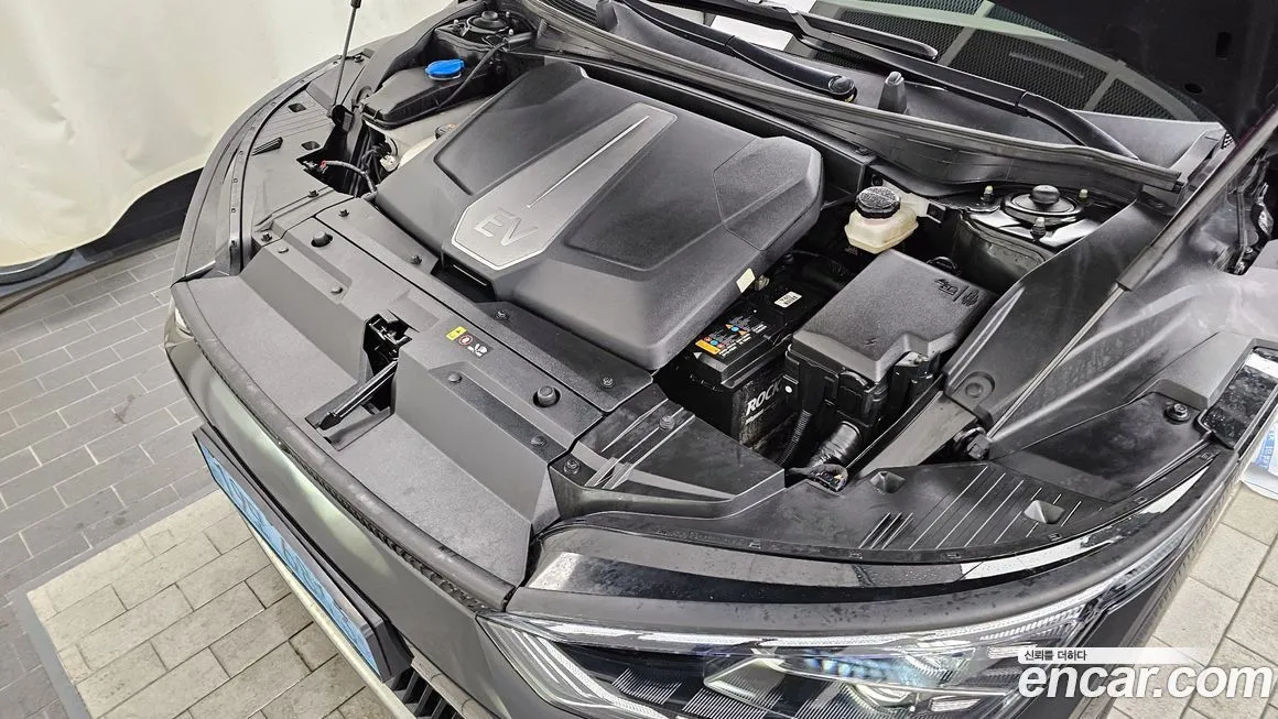 Kia EV6 2023 из KR, фото 7