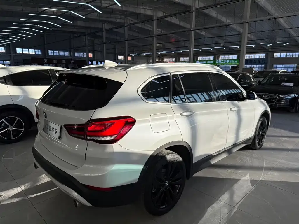 BMW X1 2021 из CN, фото 5