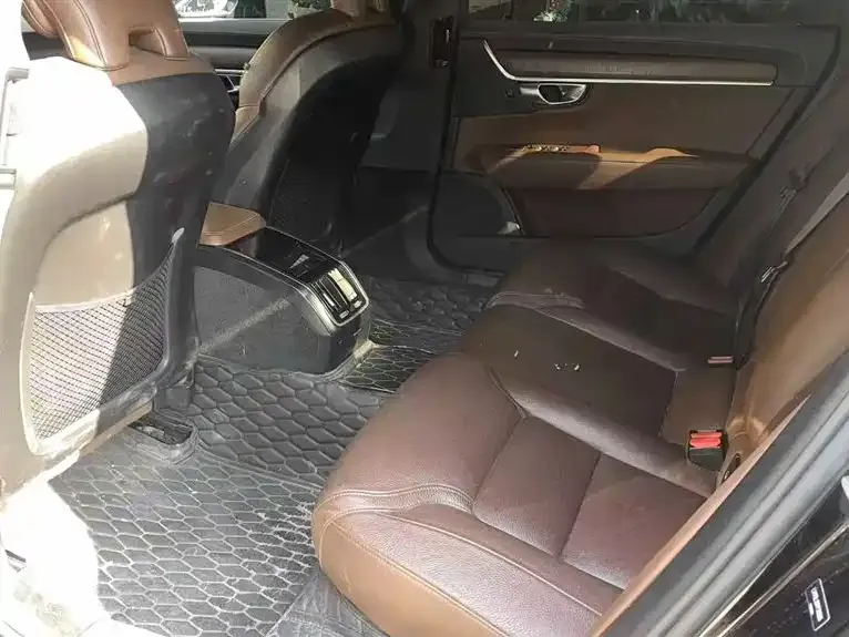 Volvo S90 2022 из CN, фото 5