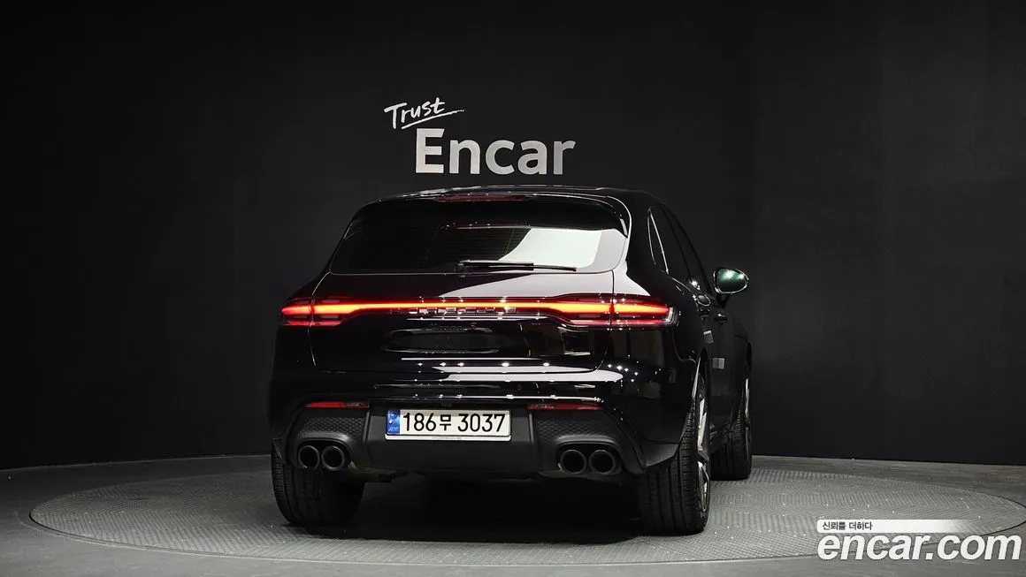 Porsche Macan — фото 10