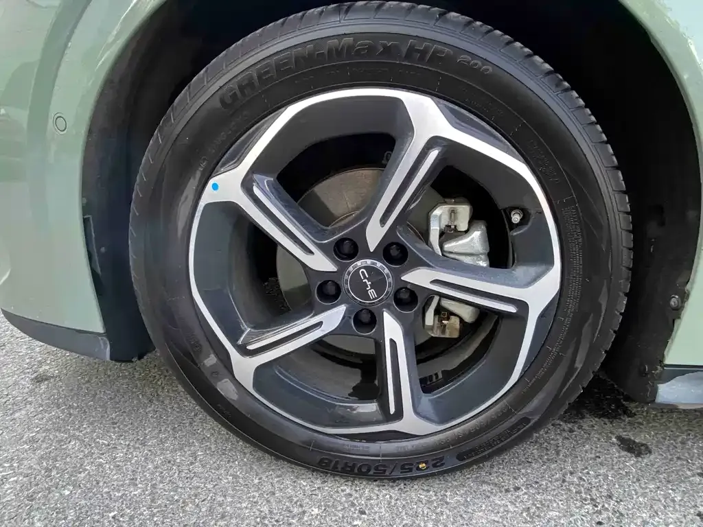BYD Seal 06GT — фото 7