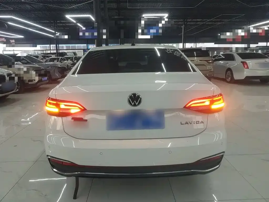 Volkswagen Lavida 2023 из CN, фото 6