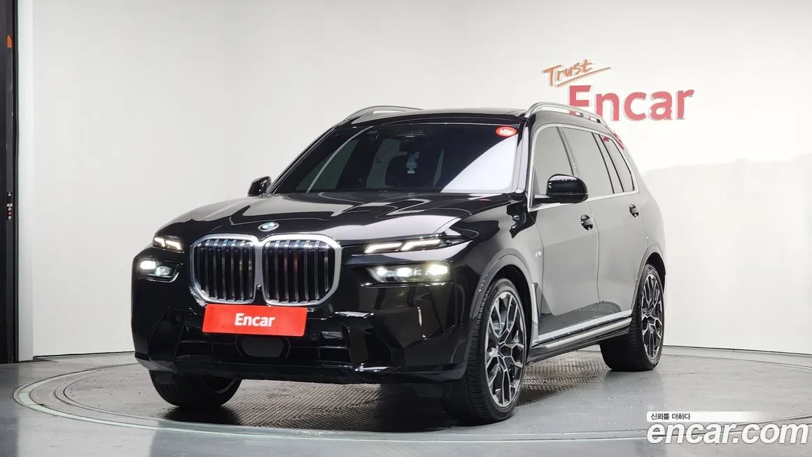 BMW X7 — фото 1