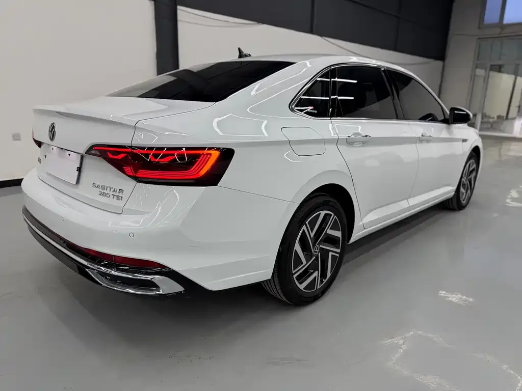 Volkswagen Sagitar 2023 из CN, фото 6