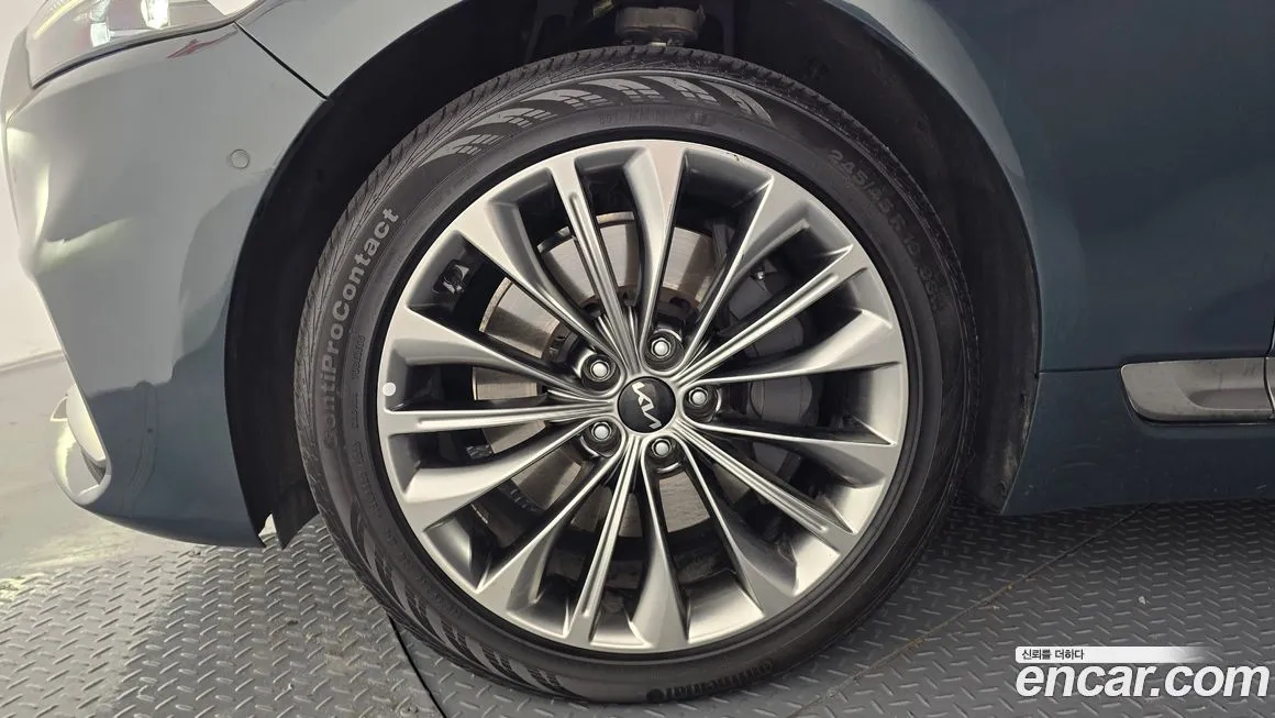 Kia K9 — фото 8