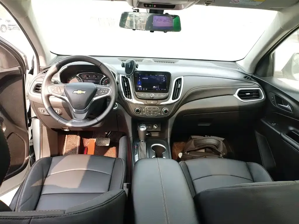Chevrolet Equinox 2021 из CN, фото 10