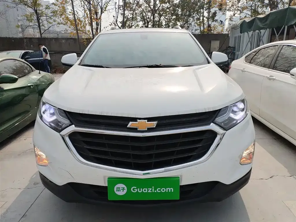 Chevrolet Equinox 2021 из CN, фото 3