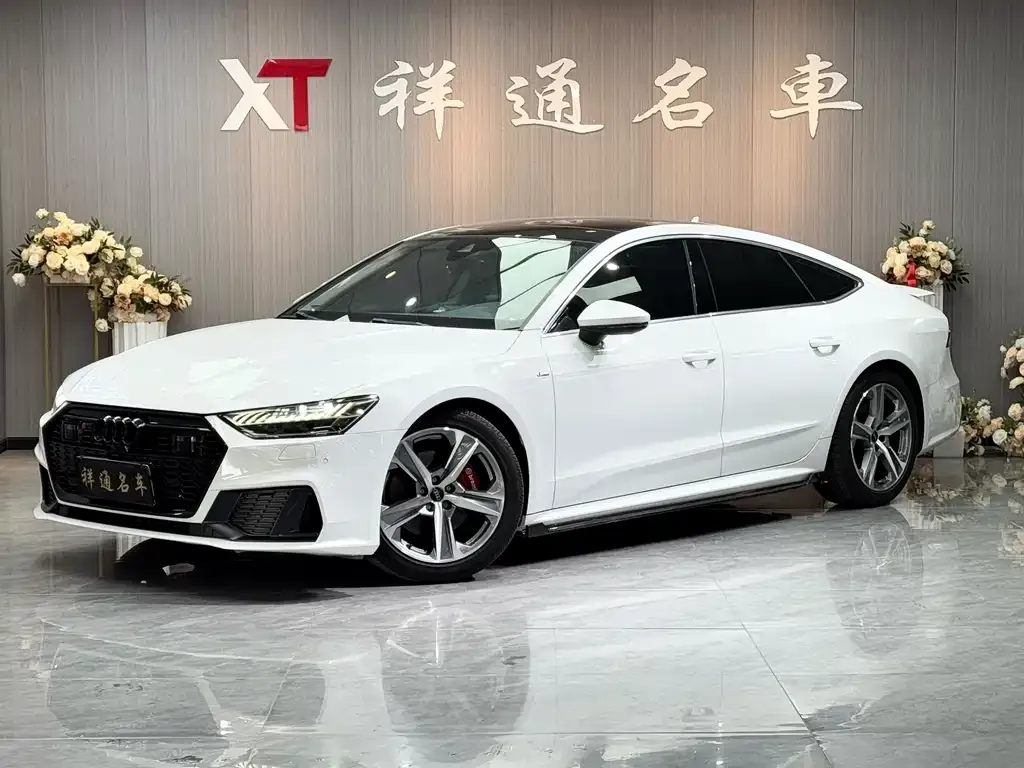 Audi A7 2021 из CN, фото 1