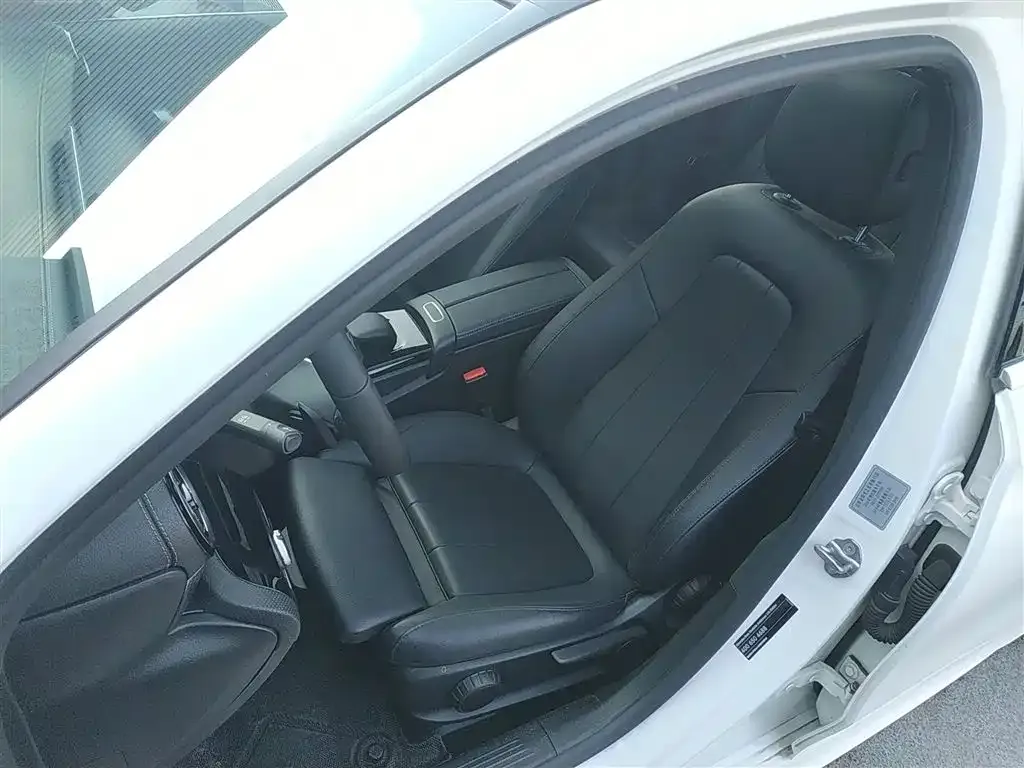 Mercedes-Benz A-Class 2021 из CN, фото 8