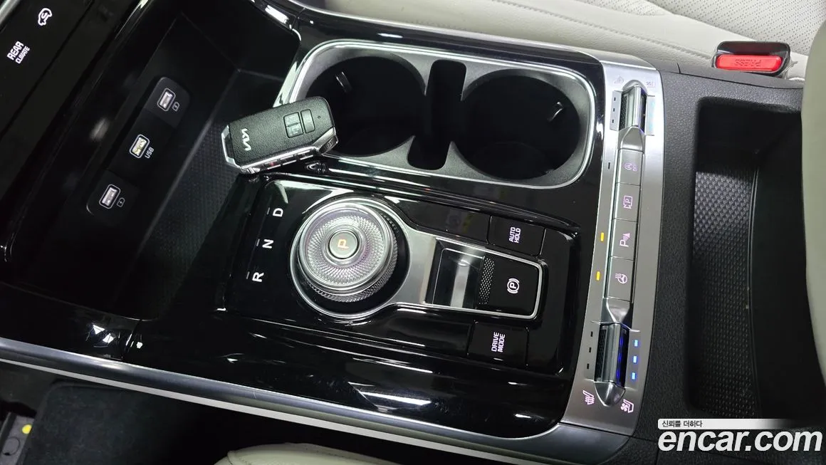 Kia Carnival 2023 из KR, фото 2
