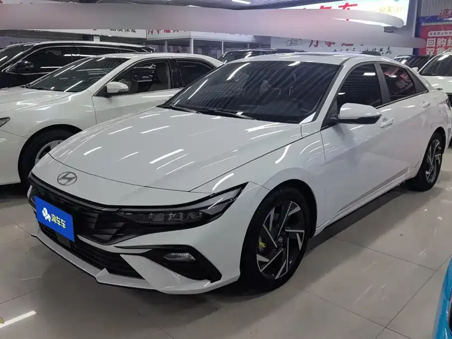 Hyundai Elantra 2024 из CN, фото 1