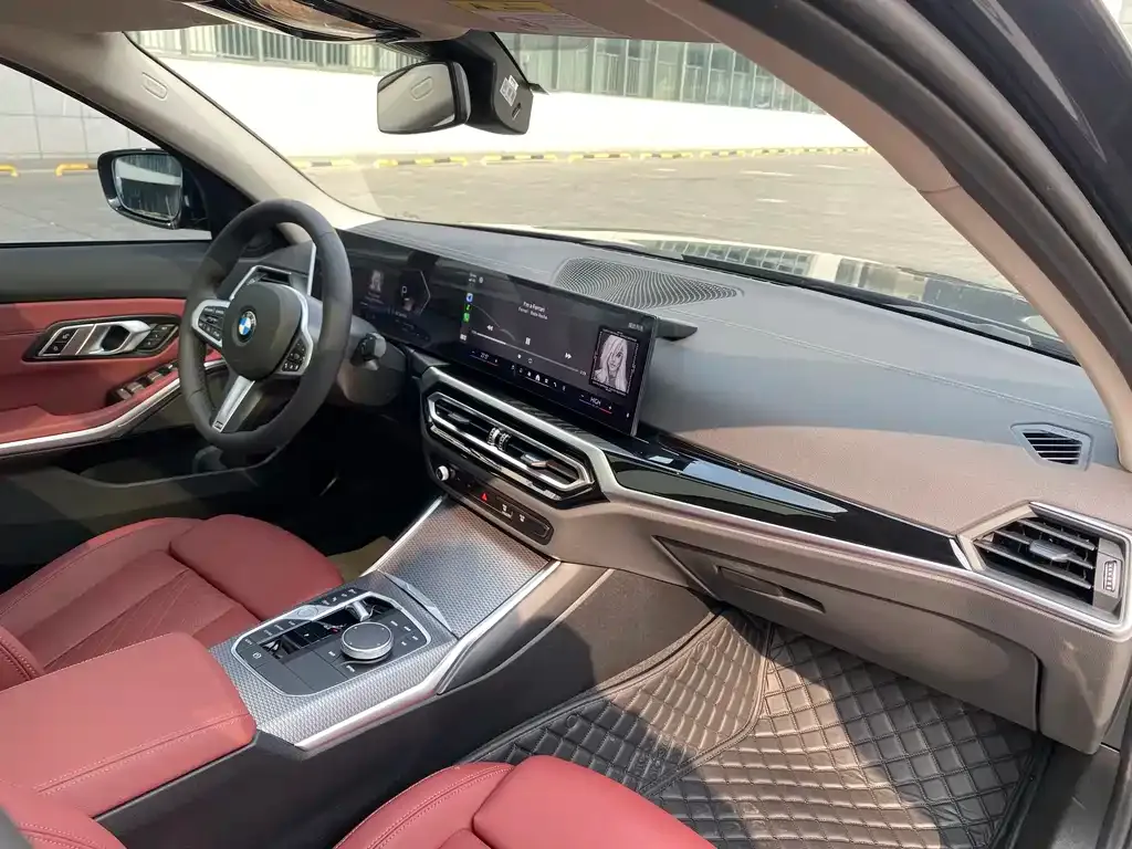 BMW 3 Series 2024 из CN, фото 7