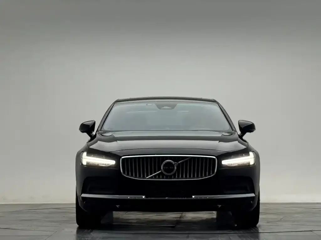 Volvo S90 2024 из CN, фото 2