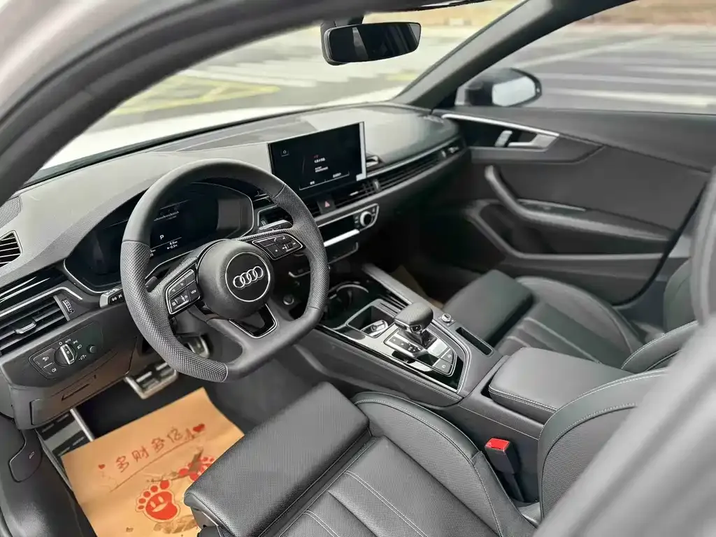 Audi A4L 2025 из CN, фото 4