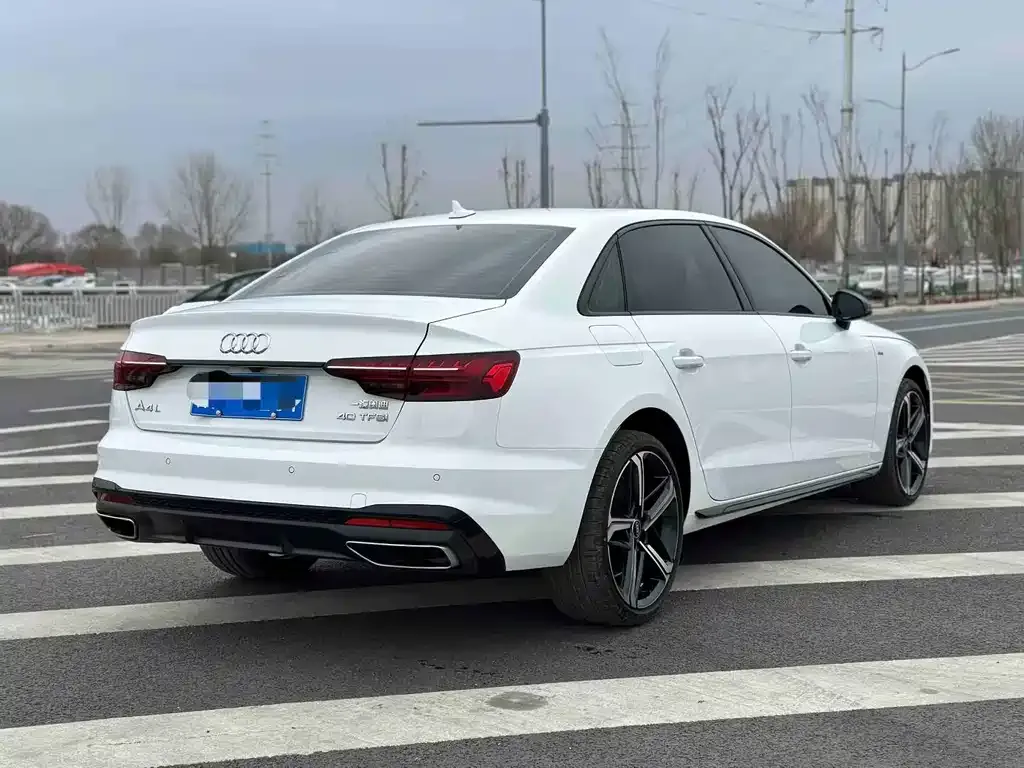 Audi A4L 2025 из CN, фото 6