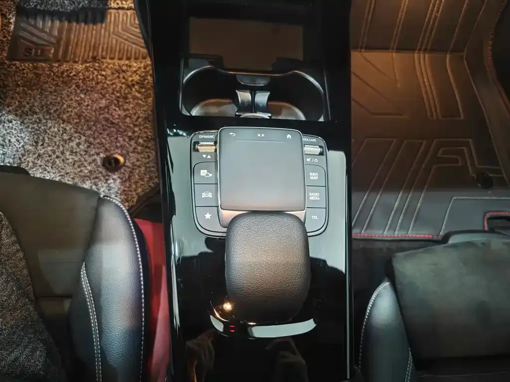 Mercedes-Benz A-Class 2023 из CN, фото 3