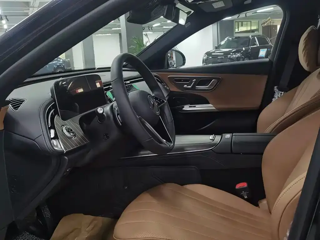 Mercedes-Benz E-Class 2025 из CN, фото 6
