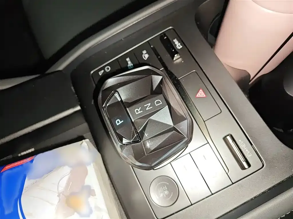 BYD Qin L 2024 из CN, фото 6