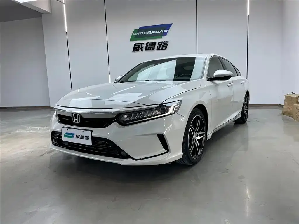 Honda Inspire 2023 из CN, фото 1
