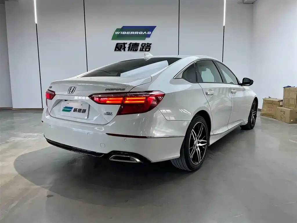 Honda Inspire 2023 из CN, фото 6