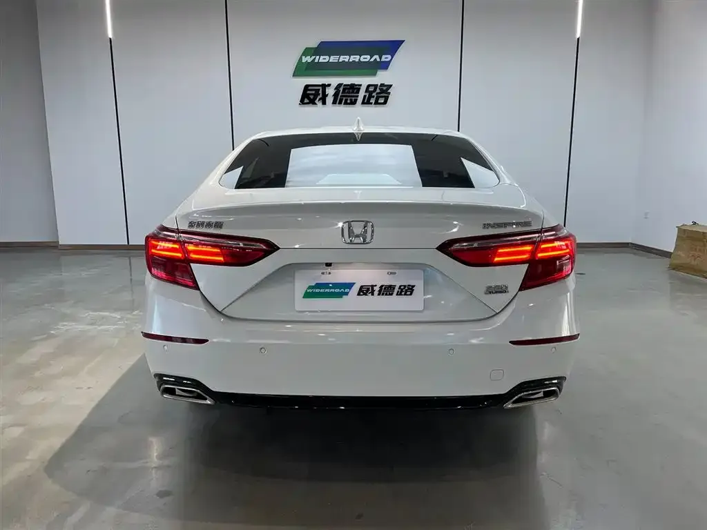 Honda Inspire 2023 из CN, фото 2