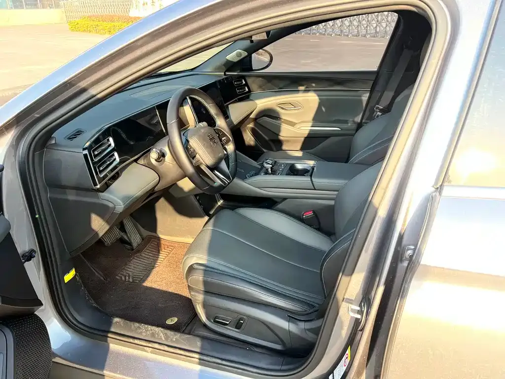 BYD Qin L 2024 из CN, фото 2