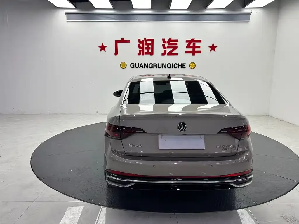Volkswagen Sagitar 2022 из CN, фото 2