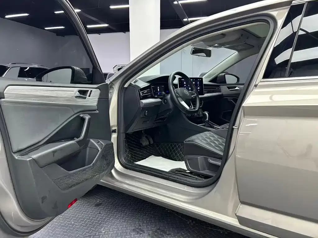 Volkswagen Sagitar 2022 из CN, фото 7