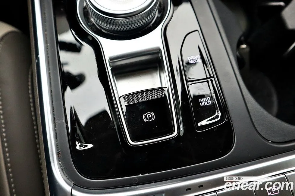 Kia Carnival — фото 10