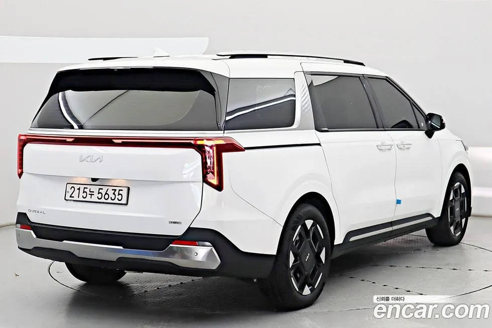 Kia Carnival — фото 5