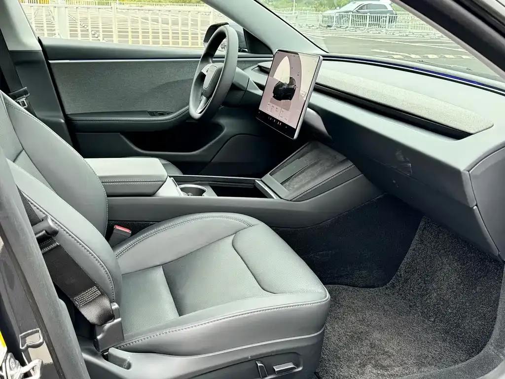 Tesla Model 3 2024 из CN, фото 6