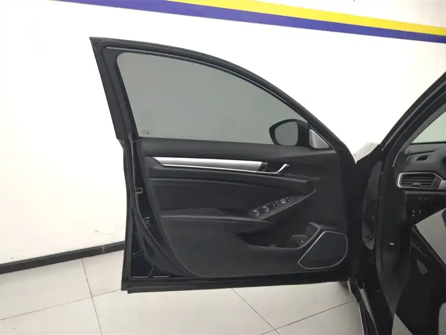 Honda Accord — фото 2