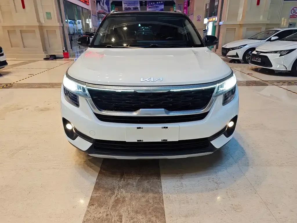 Kia KX3 2022 из CN, фото 3