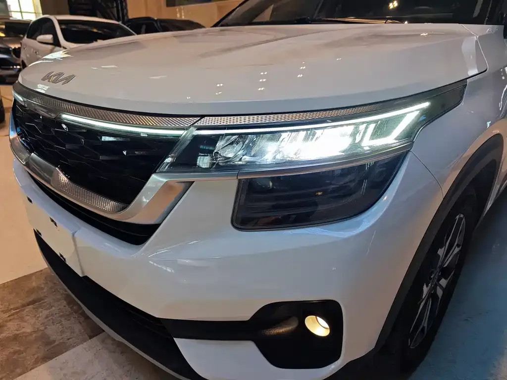 Kia KX3 2022 из CN, фото 9