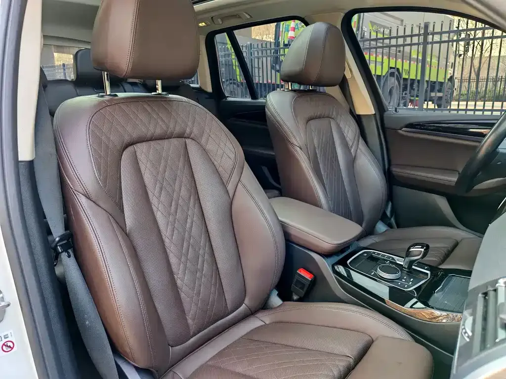 BMW X3 2021 из CN, фото 6