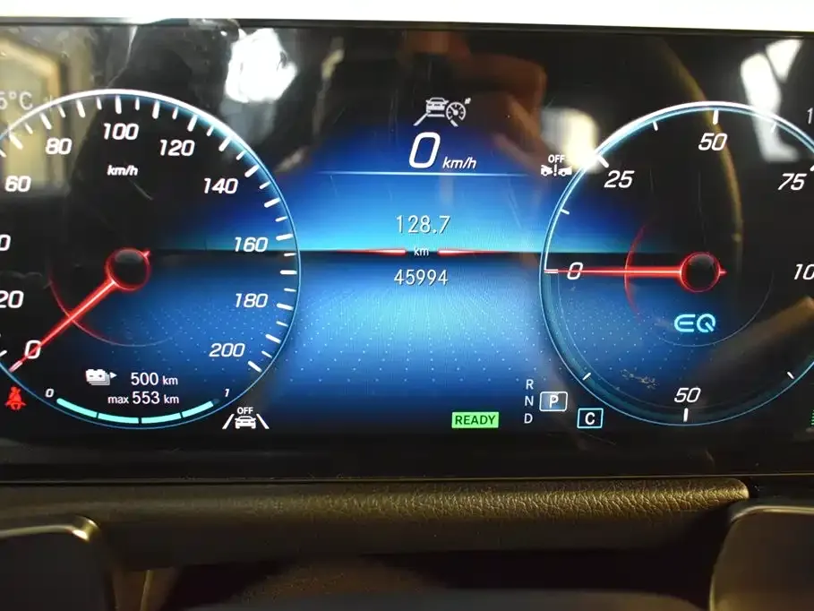 Mercedes-Benz EQB 2024 из CN, фото 4