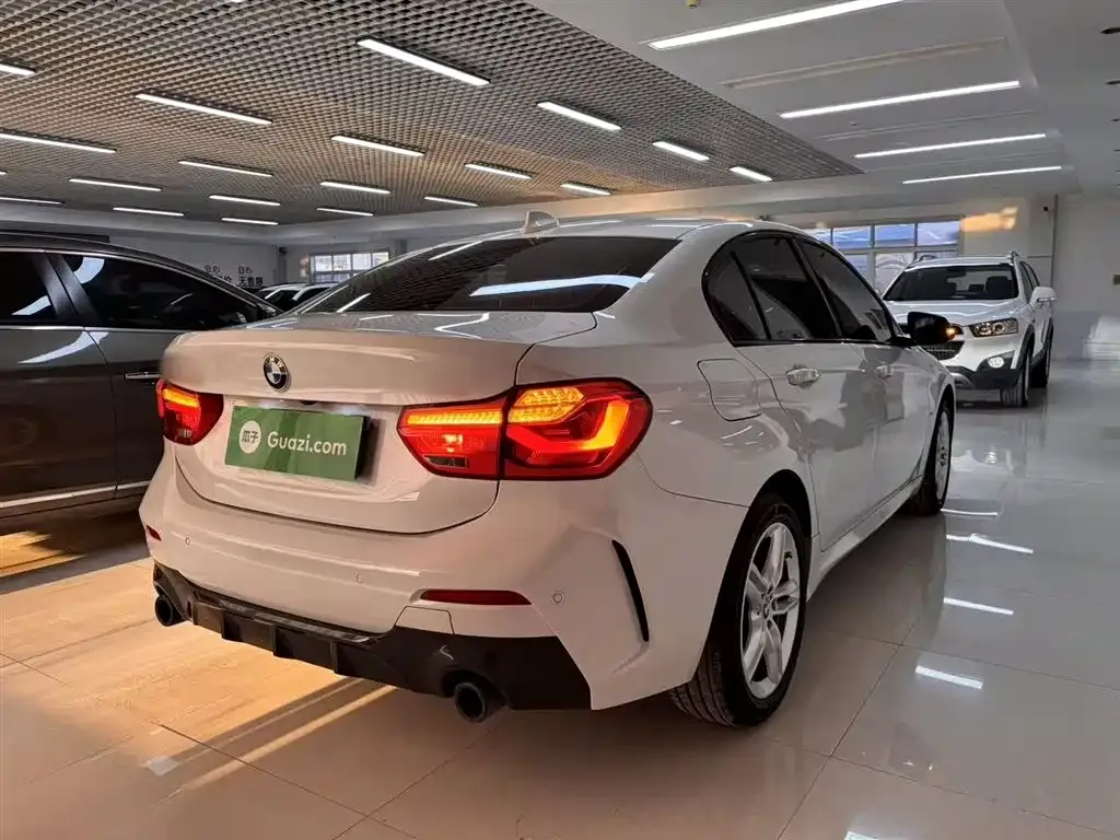 BMW 1 Series 2022 из CN, фото 5