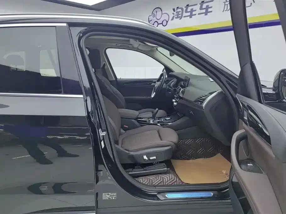 BMW X3 2021 из CN, фото 9