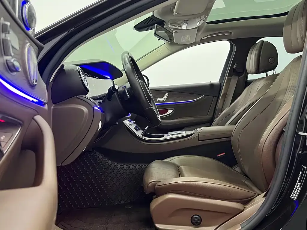 Mercedes-Benz E-Class 2021 из CN, фото 3