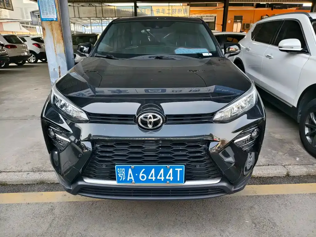 Toyota Wildlander — фото 4